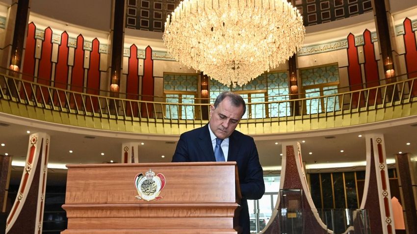 Ceyhun Bayramov Küveytdə Əl-Salam Saray Muzeyini ziyarət edib