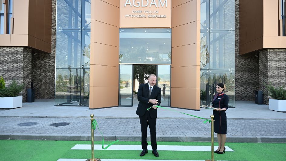 İlham Əliyev Ağdam Dəmir Yolu və Avtovağzal Kompleksinin açılışında iştirak edib - YENİLƏNİB