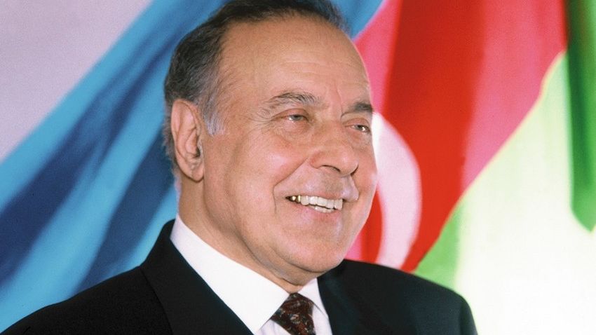 Azərbaycanın Belarusdakı səfirliyi Heydər Əliyevin anadan olmasının ildönümü münasibətilə paylaşım edib