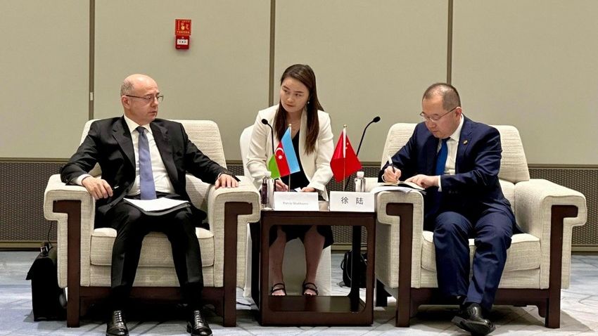 Çinlə Azərbaycanın elektrik enerjisi ötürmə şəbəkəsinin tədqiqatına dair Saziş imzalanıb