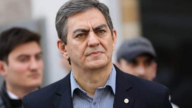 ramiz-mehdiyevin-isi-ile-bagli-eli-kerimlinin-evinde-axtaris-aparildi-1764421448