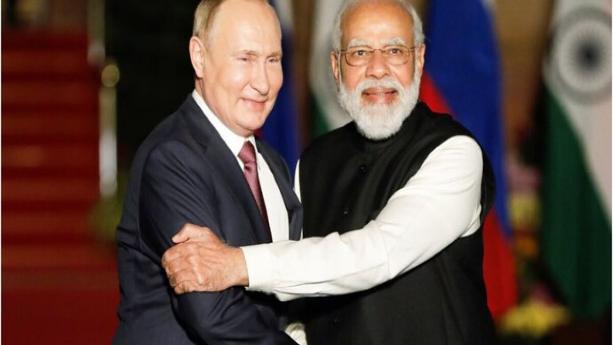Modi Putinə Hindistanın Ukrayna böhranı ilə bağlı “neytral olmadığını” bildirib