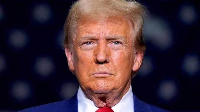 Tramp: Ümid edirəm ki, İrana qarşı güc tətbiq etmək məcburiyyətində qalmayacağıq