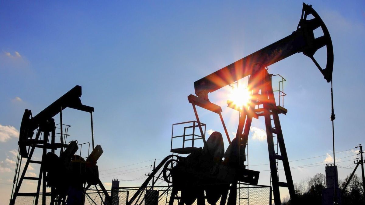 Azərbaycan nefti ucuzlaşıb